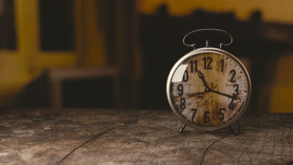 clock alarm clock watch time old 1274699