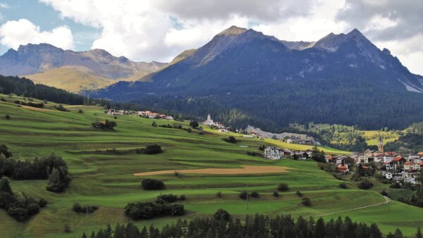 hill alpine village green meadows 4931881