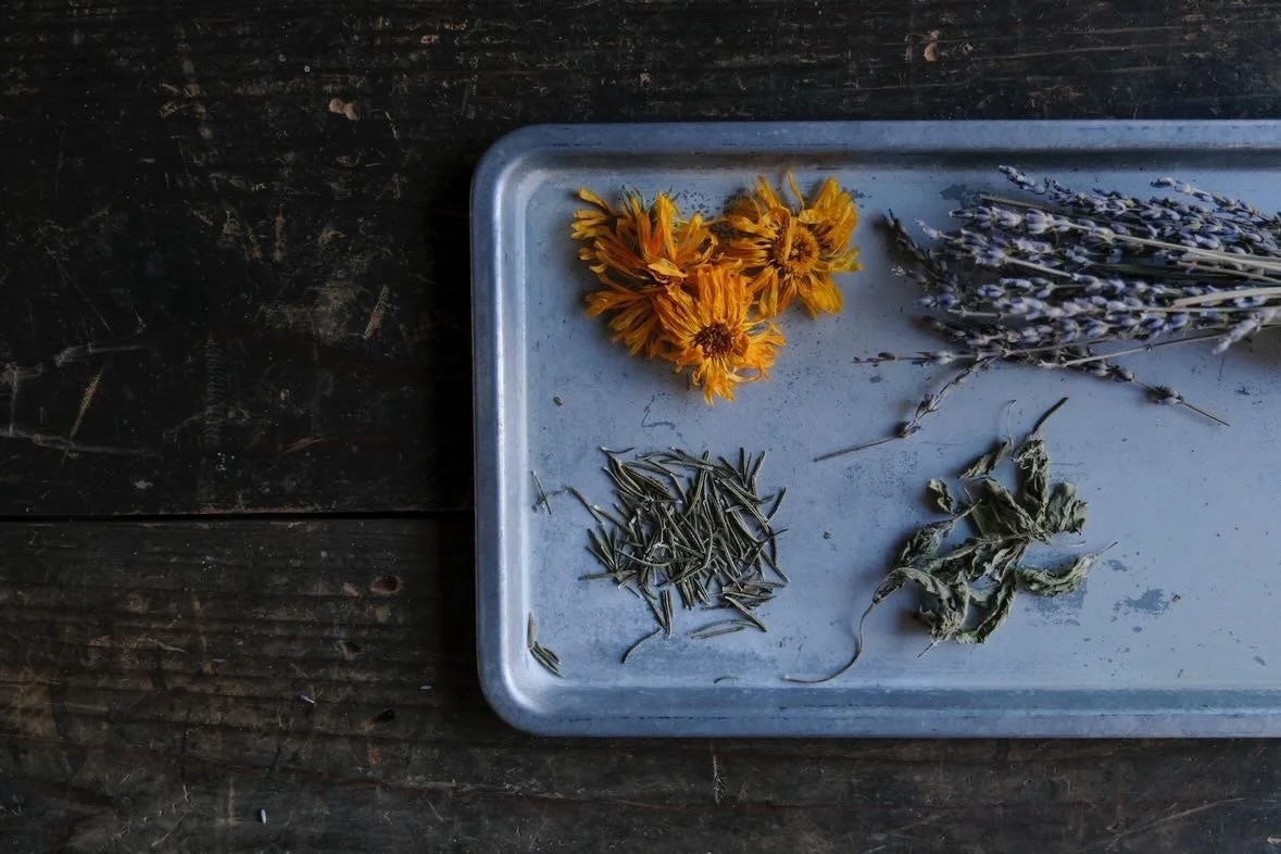 Hierbas secas de Hapy・age farm