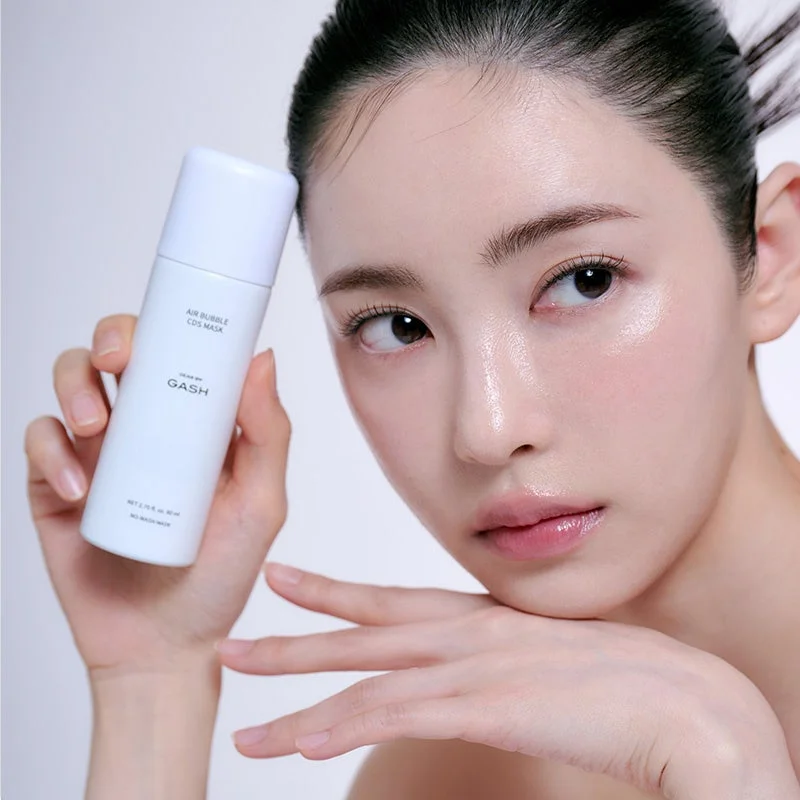 Modelo con la mascarilla GASH Air Bubble CDS Mask original.