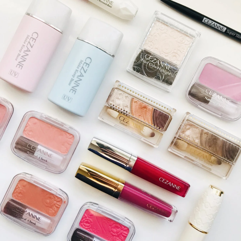 Productos de maquillaje CEZANNE