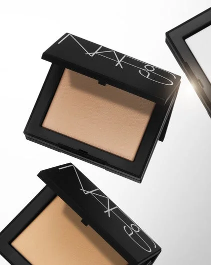 NARS Light Reflecting Setting Powder Pressed N múltiples