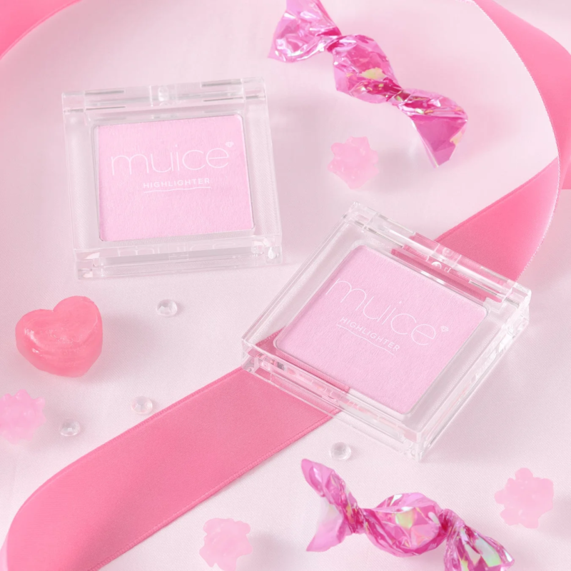 Urumi Highlighter de muice en envase transparente