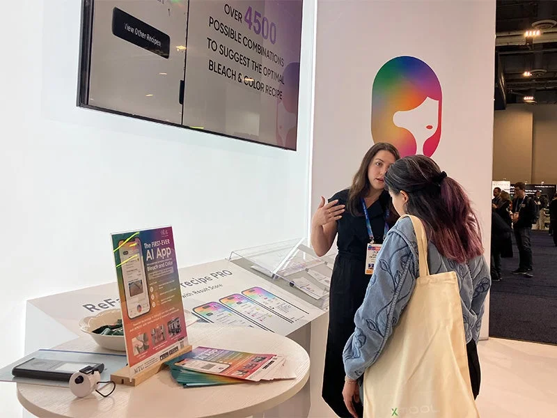 Demostraci&oacute;n de la aplicaci&oacute;n ReFa AI color recipe PRO