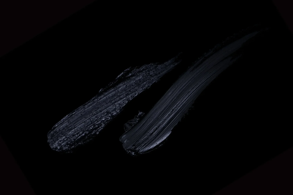 Trazos de brocha negra