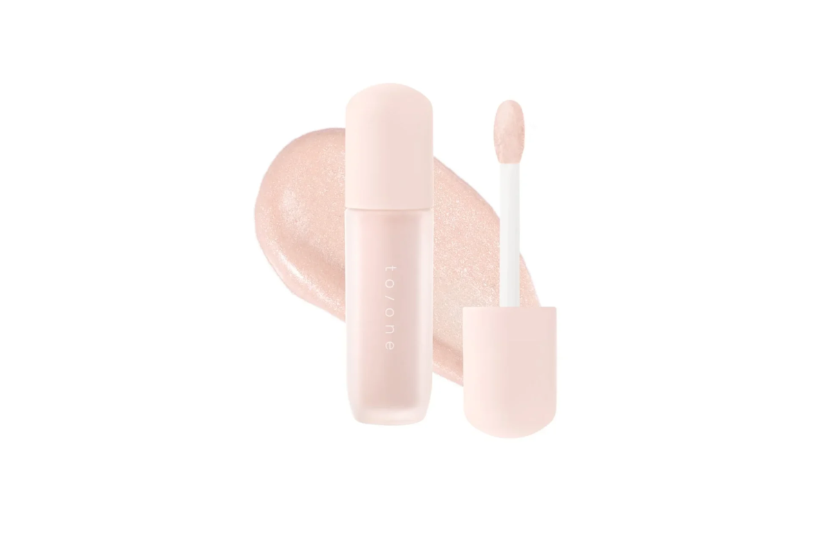 to/one Luminous Glow Liquid Swatch