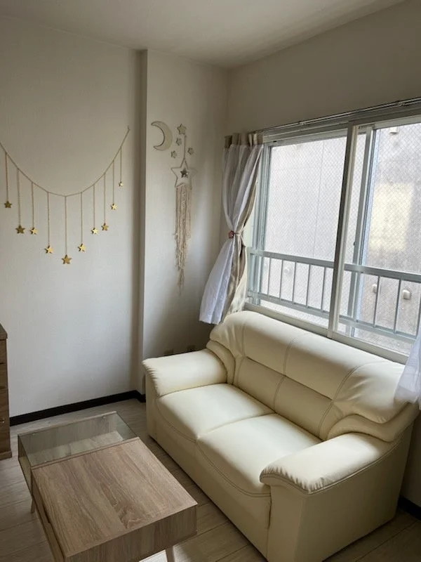 Zona de espera o relax del salón