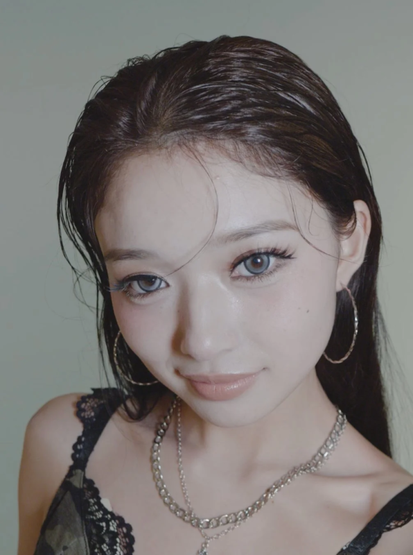 YUNA, imagen de Eyemony