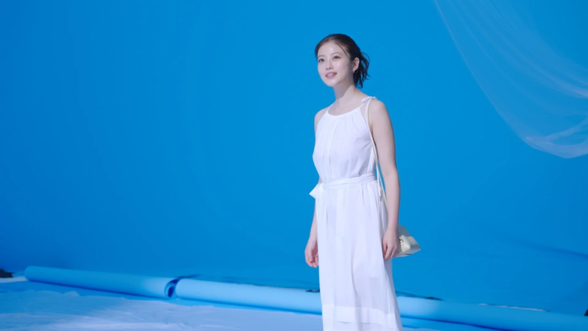 Mio Imada en el set de filmación