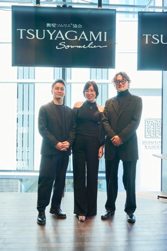 Directores de la Asociaci&oacute;n Sommelier de Cabello Brillante&reg;