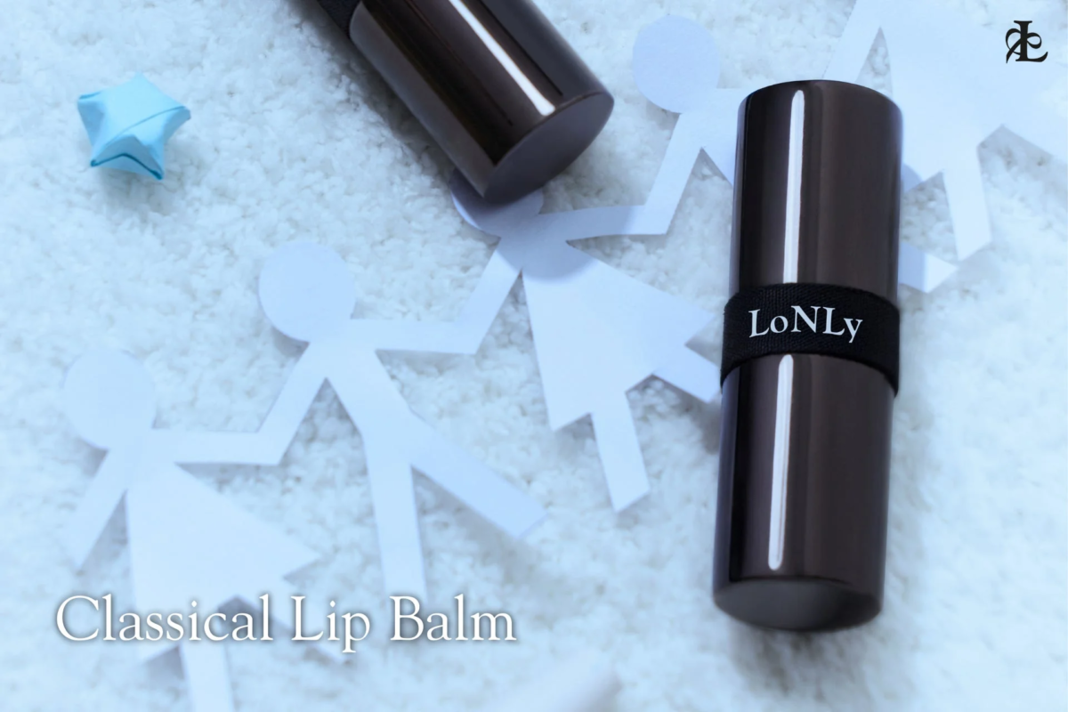 Dos bálsamos labiales LoNLy Classical Lip Balm
