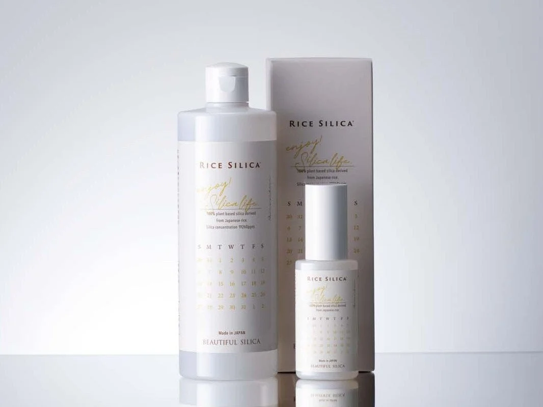 Botellas de BEAUTIFUL SILICA