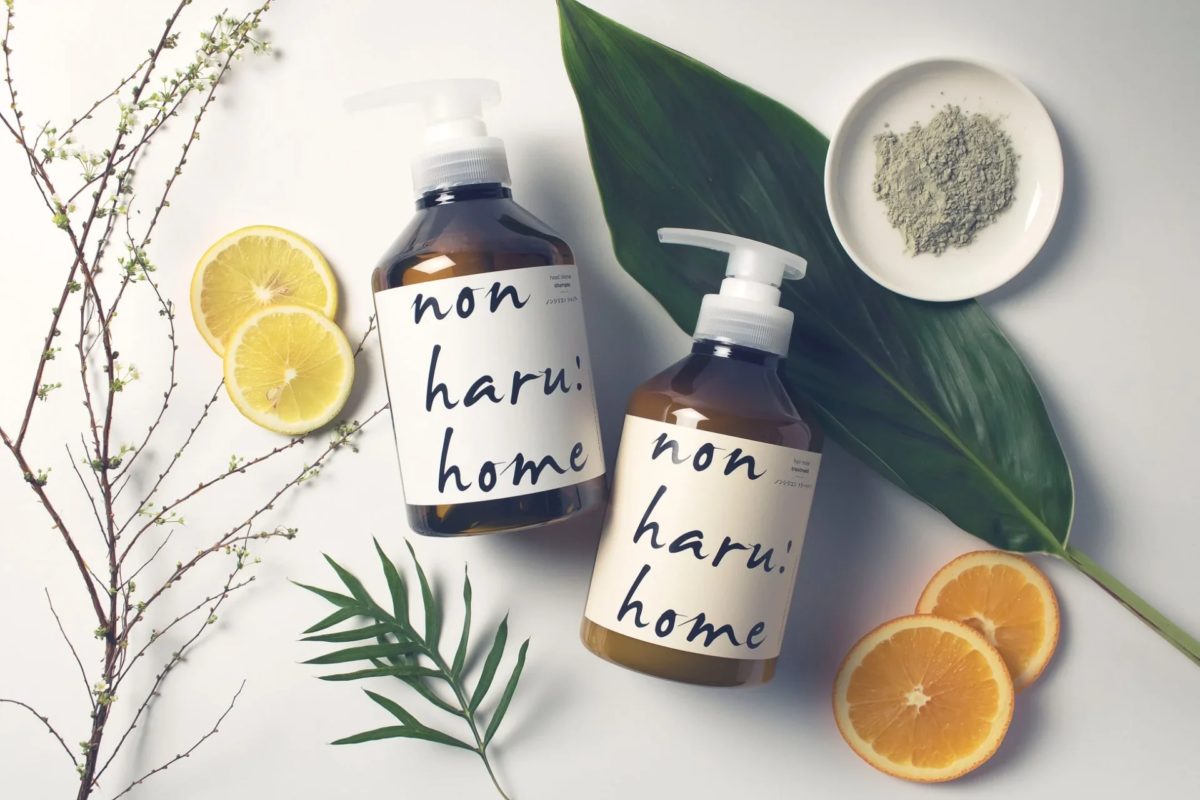 Botellas de non haru:home con frutas c&iacute;tricas