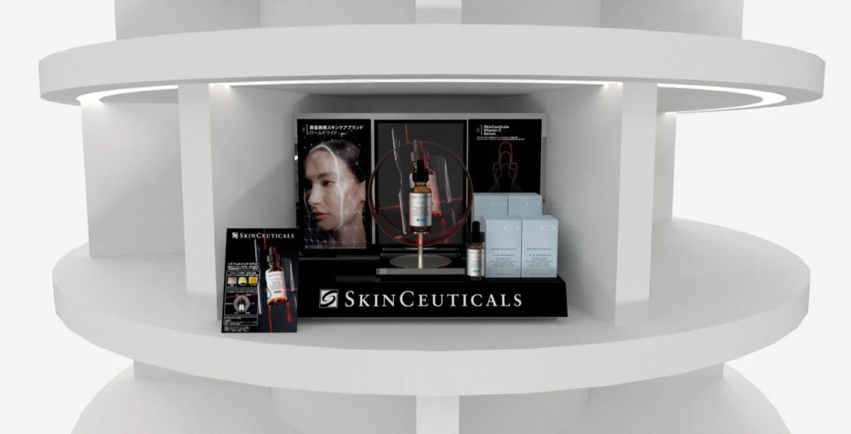 Exhibici&oacute;n de C E Ferulic Serum en tienda