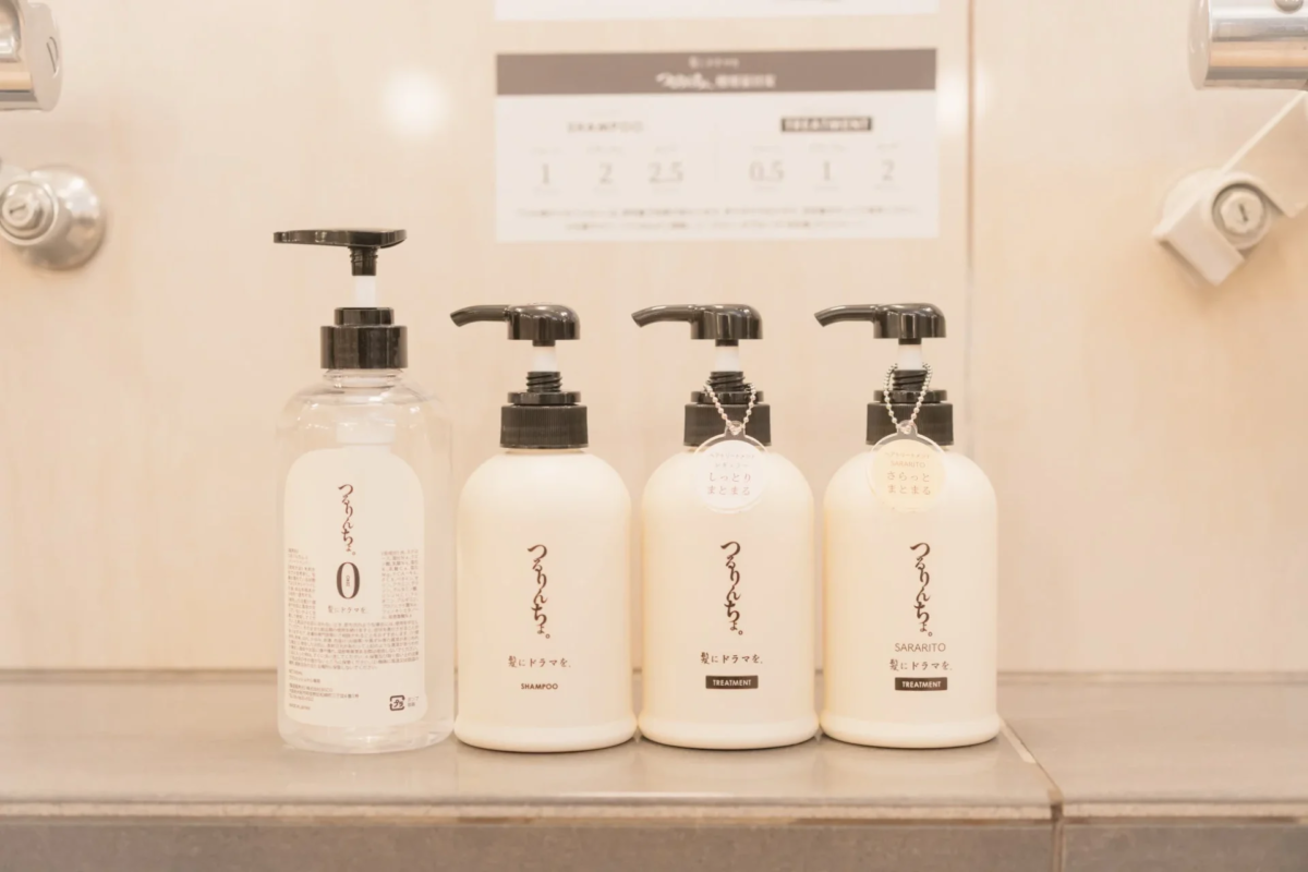 Productos de la serie Tsururincho. en el ba&ntilde;o