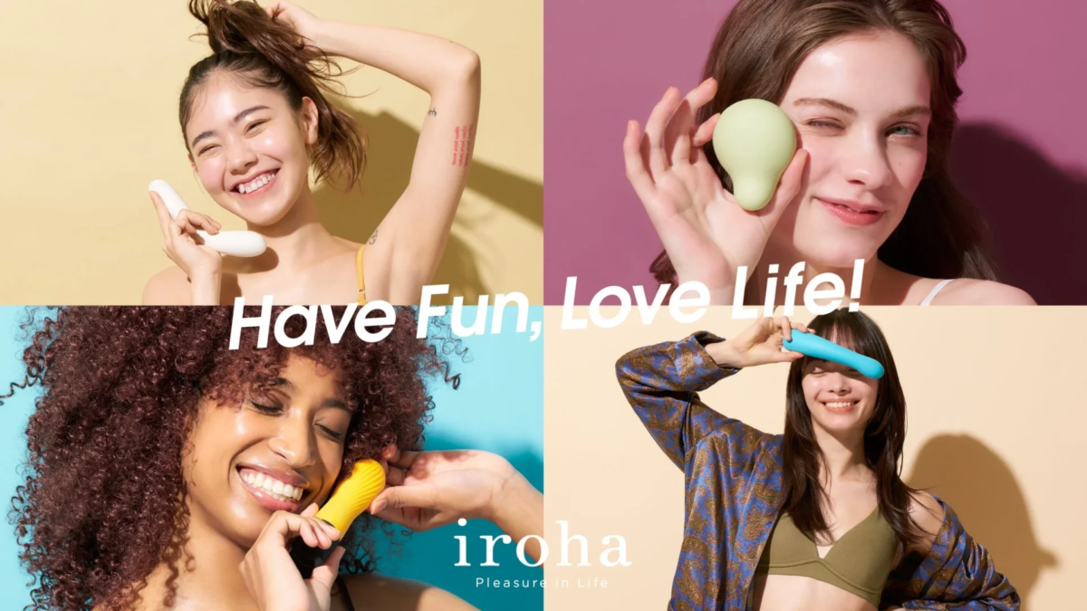 Mujeres diversas sonriendo