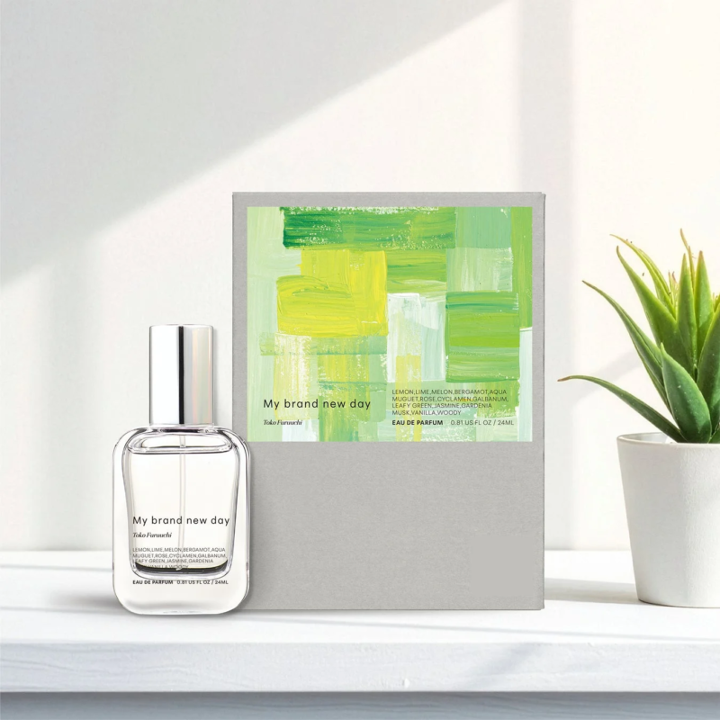 Botella del Perfume My brand new day