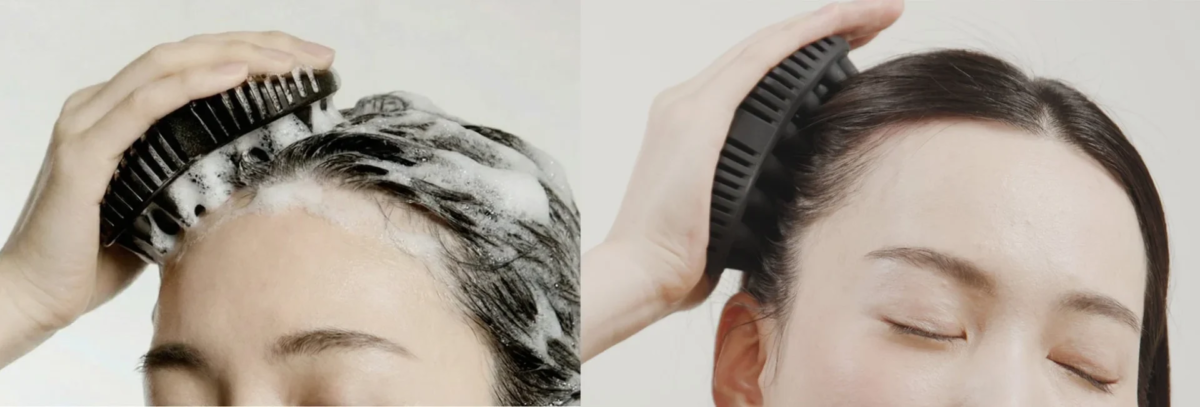 Mujer usando el cepillo en el cabello húmedo y seco