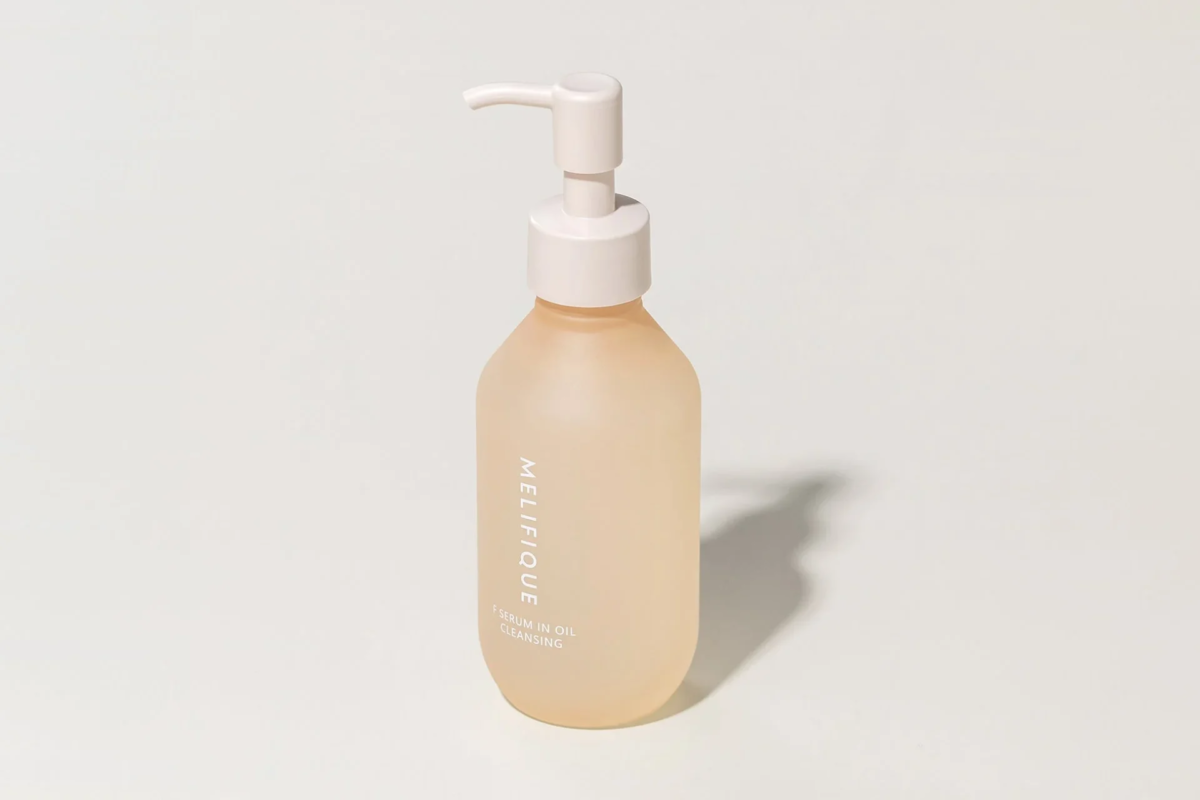 MELIFIQUE F Serum-in-Oil Cleansing botella