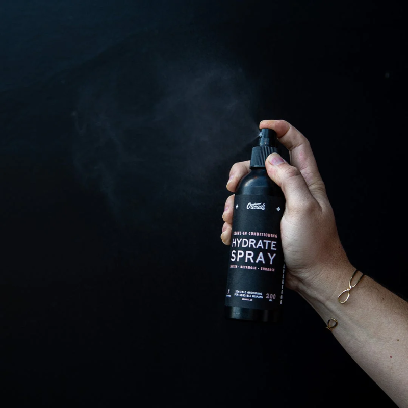 O'DOUDS HYDRATE SPRAY en uso