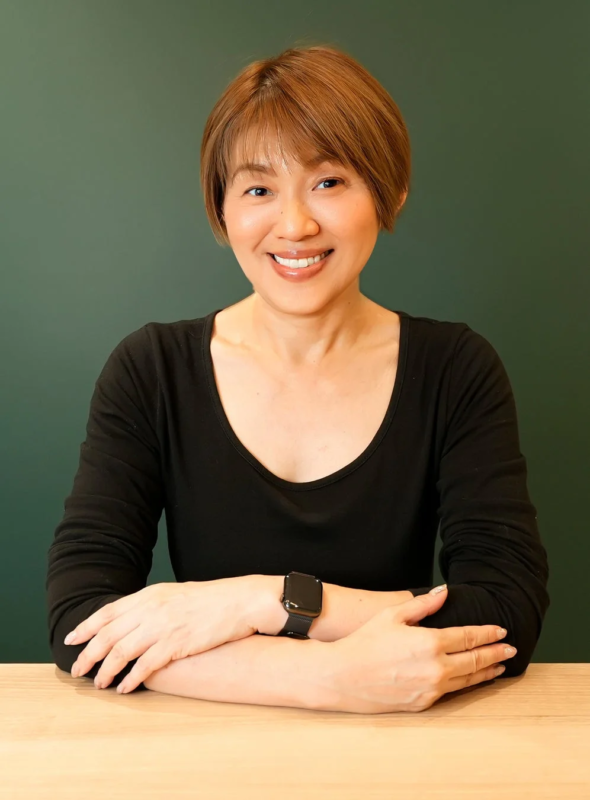 Representante Directora Mika Sagami
