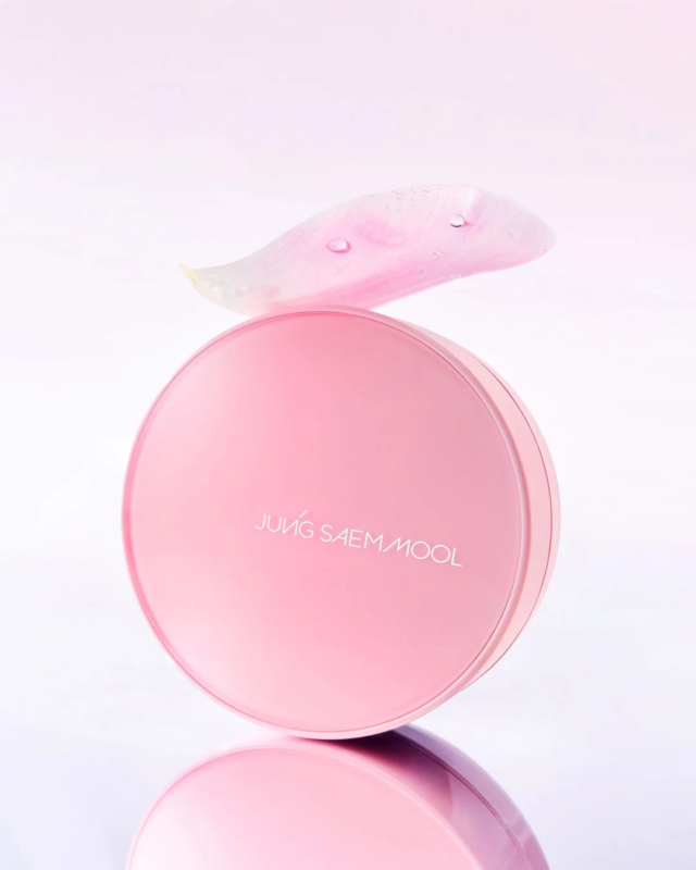Essential Skin Nuder Cushion