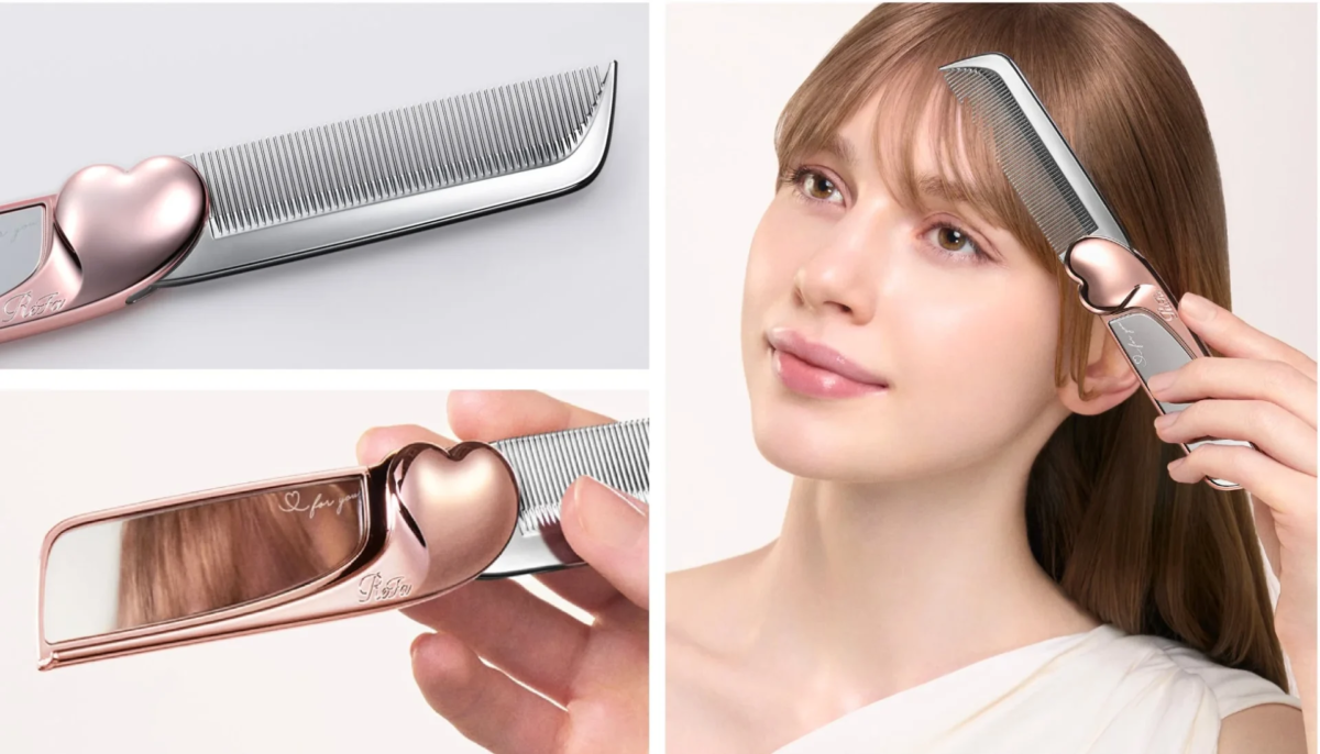 Mujer usando ReFa Aira MIRROR COMB