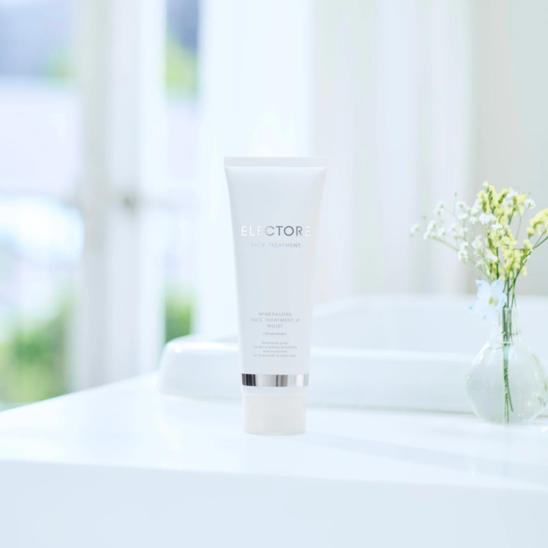 Paso 2: Mineral Ore Face Treatment IP Moist