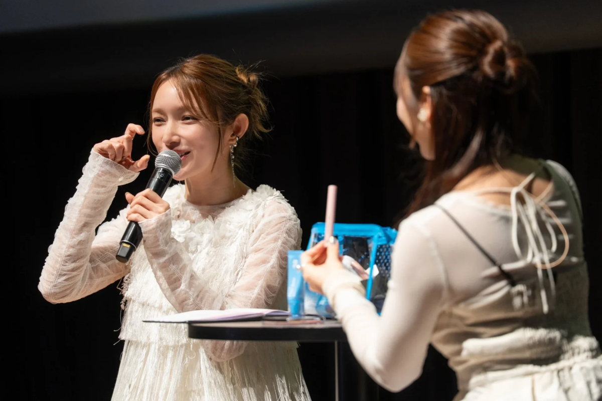 Maki Goto en el escenario