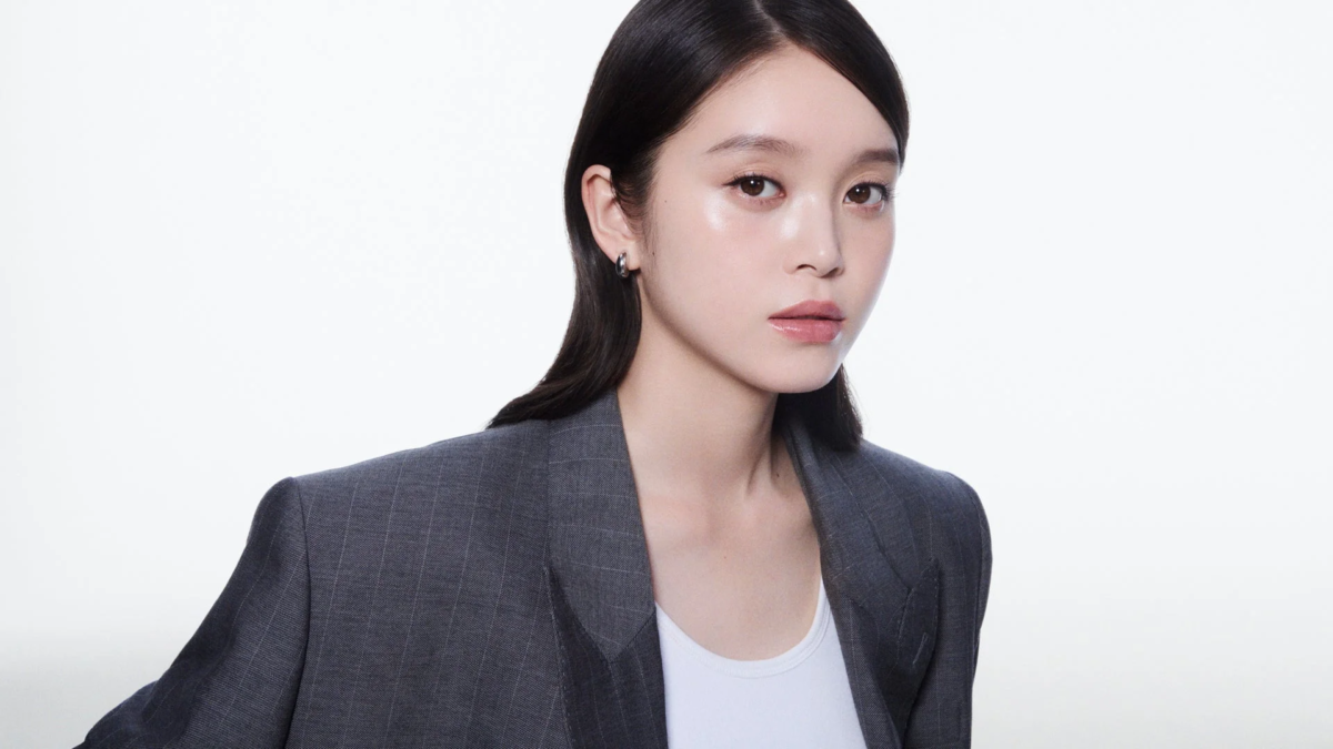 Akari Takaishi en la campaña de Lancôme